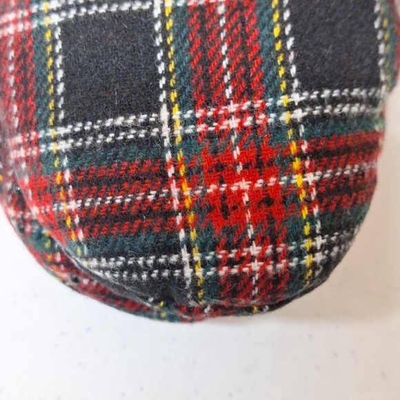 NWT Adult Tartan Plaid Fleece Slipper Socks with Huggable V Heel & Grippers - Picture 3 of 7